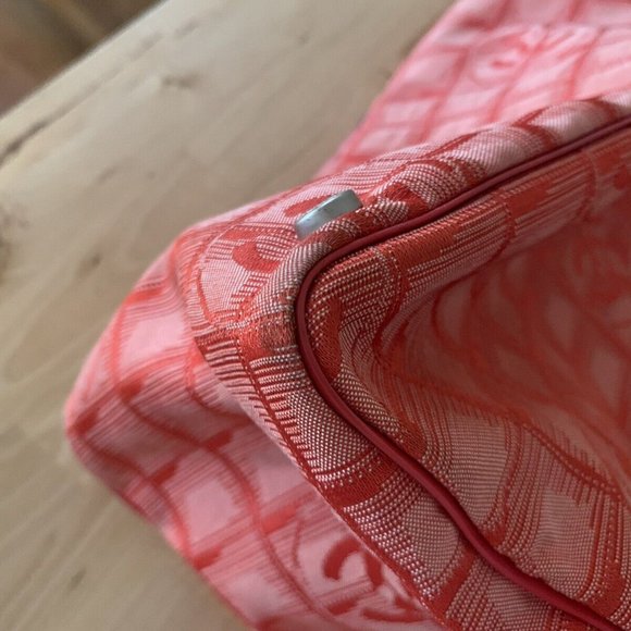 Chanel Red Travel Line Tote Bag - Picture 5 of 10